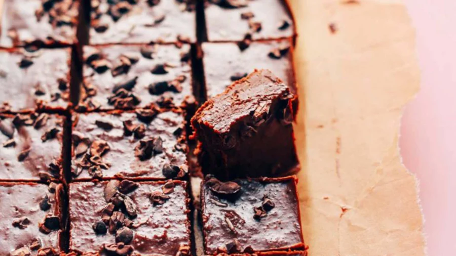 HEALTHY VEGAN FUDGE